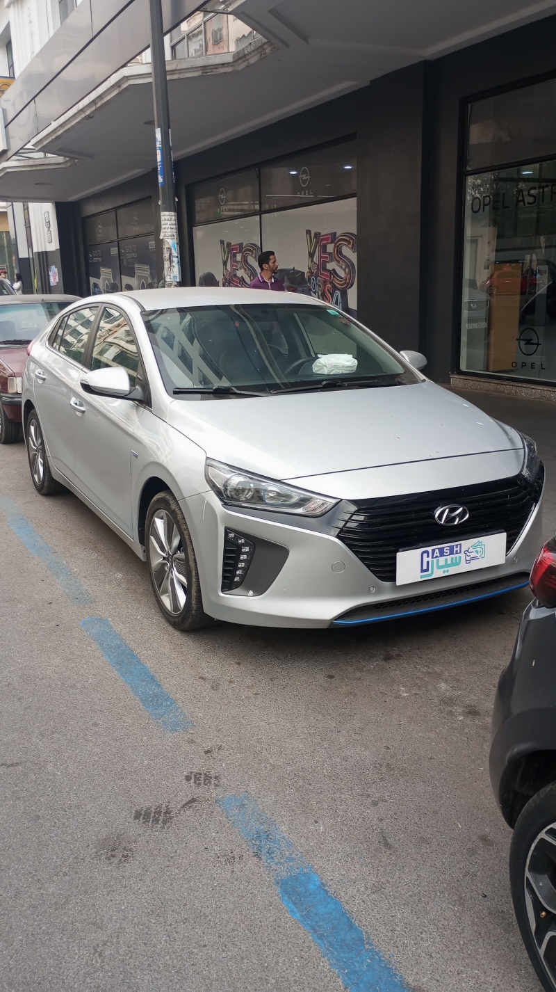 HYUNDAI IONIQ