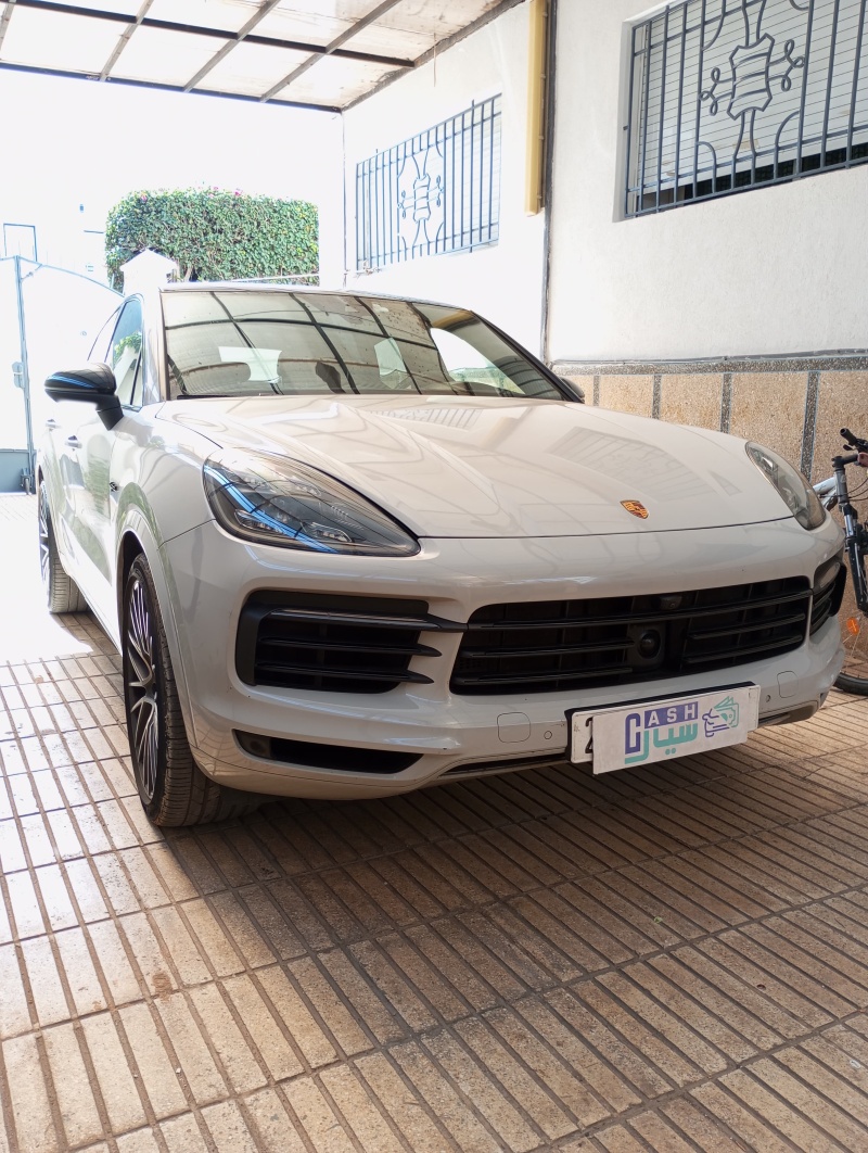 PORSCHE CAYENNE COUPE