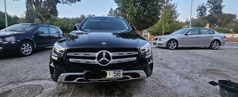 MERCEDES GLC
