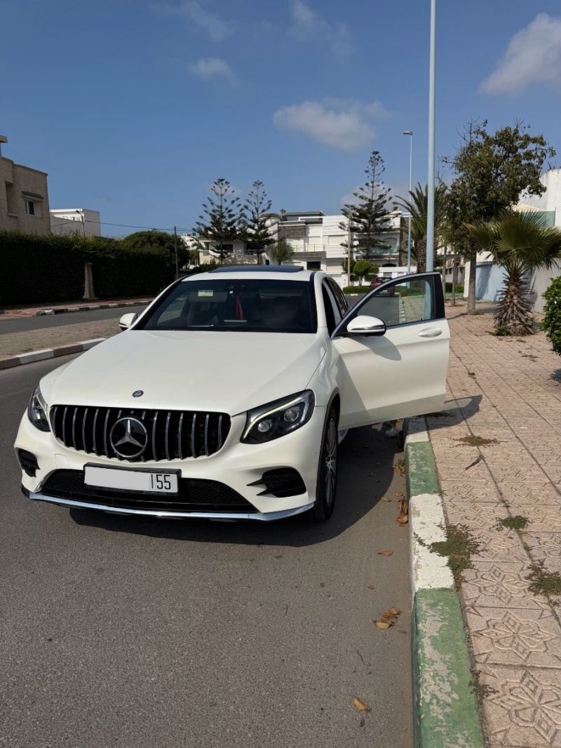 MERCEDES GLC