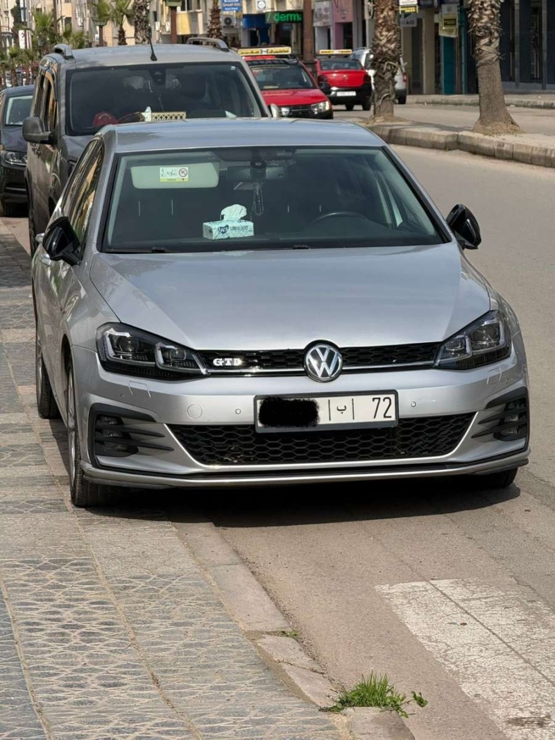 VOLKSWAGEN GOLF 7